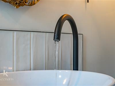 Picture 30